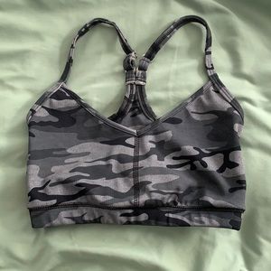 XS black camo sports bra